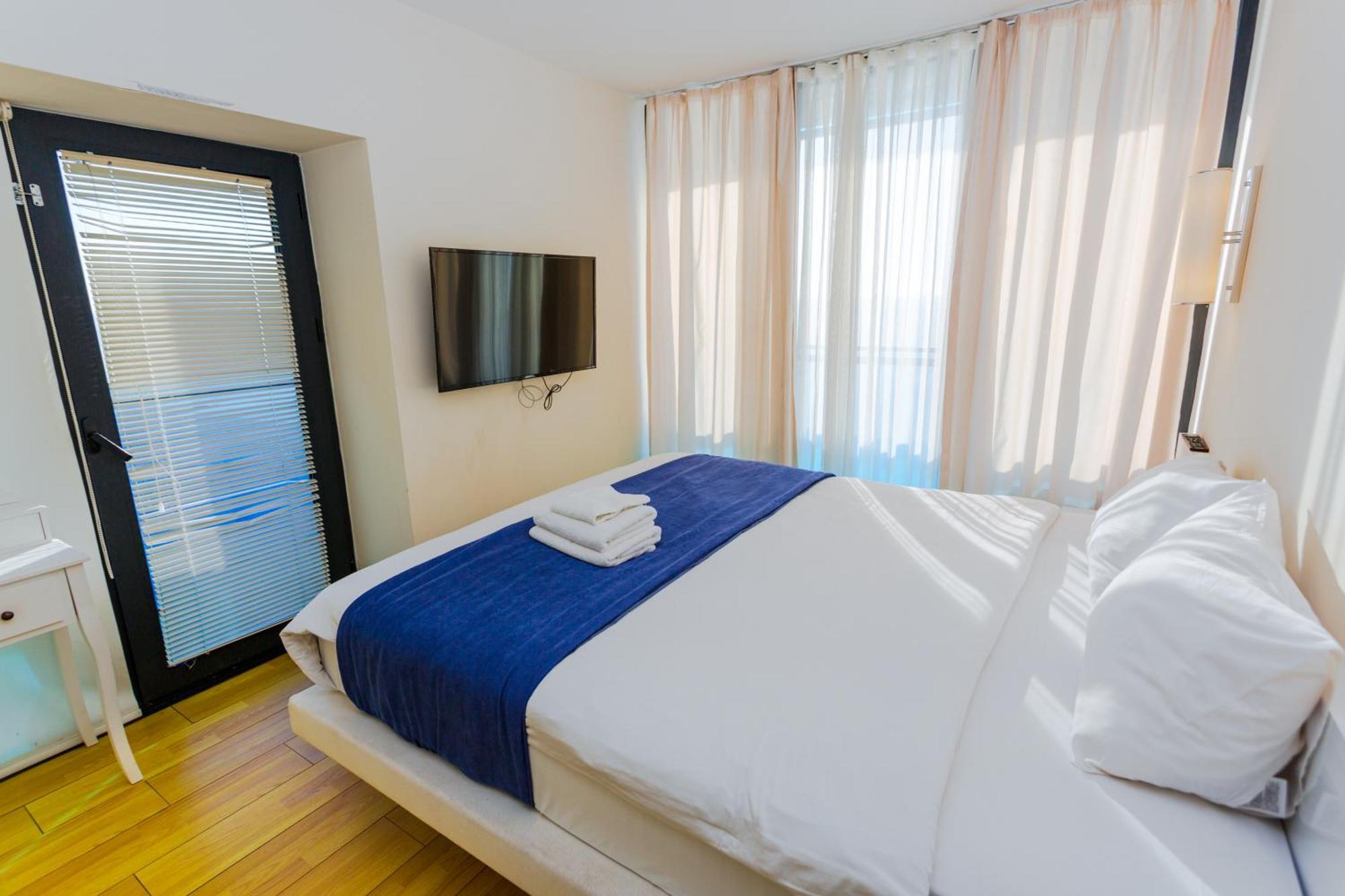 Sea Side Apartments In Orbi City Batumi Bagian luar foto