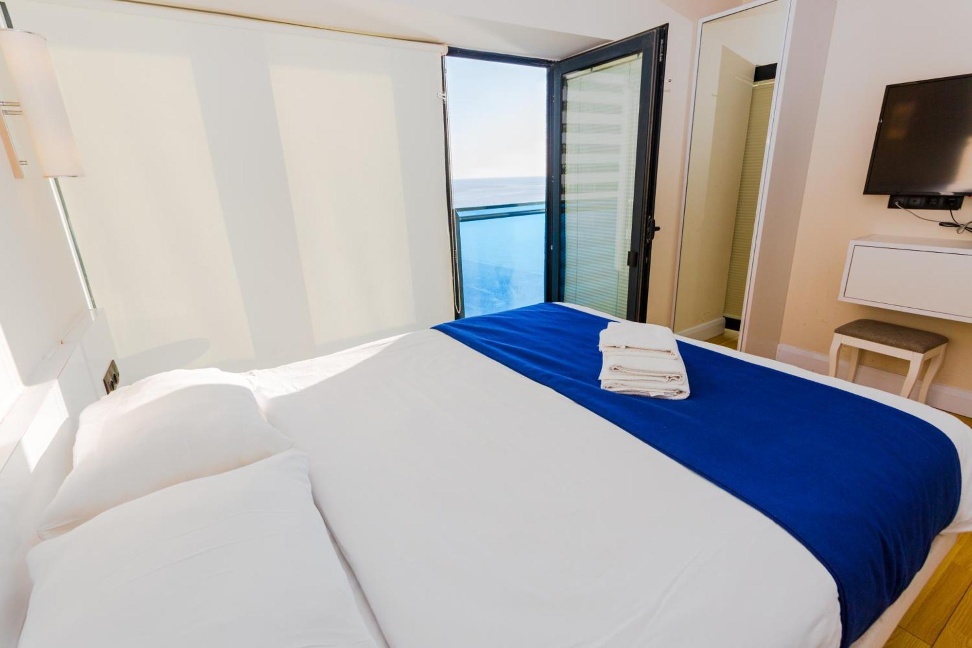 Sea Side Apartments In Orbi City Batumi Bagian luar foto