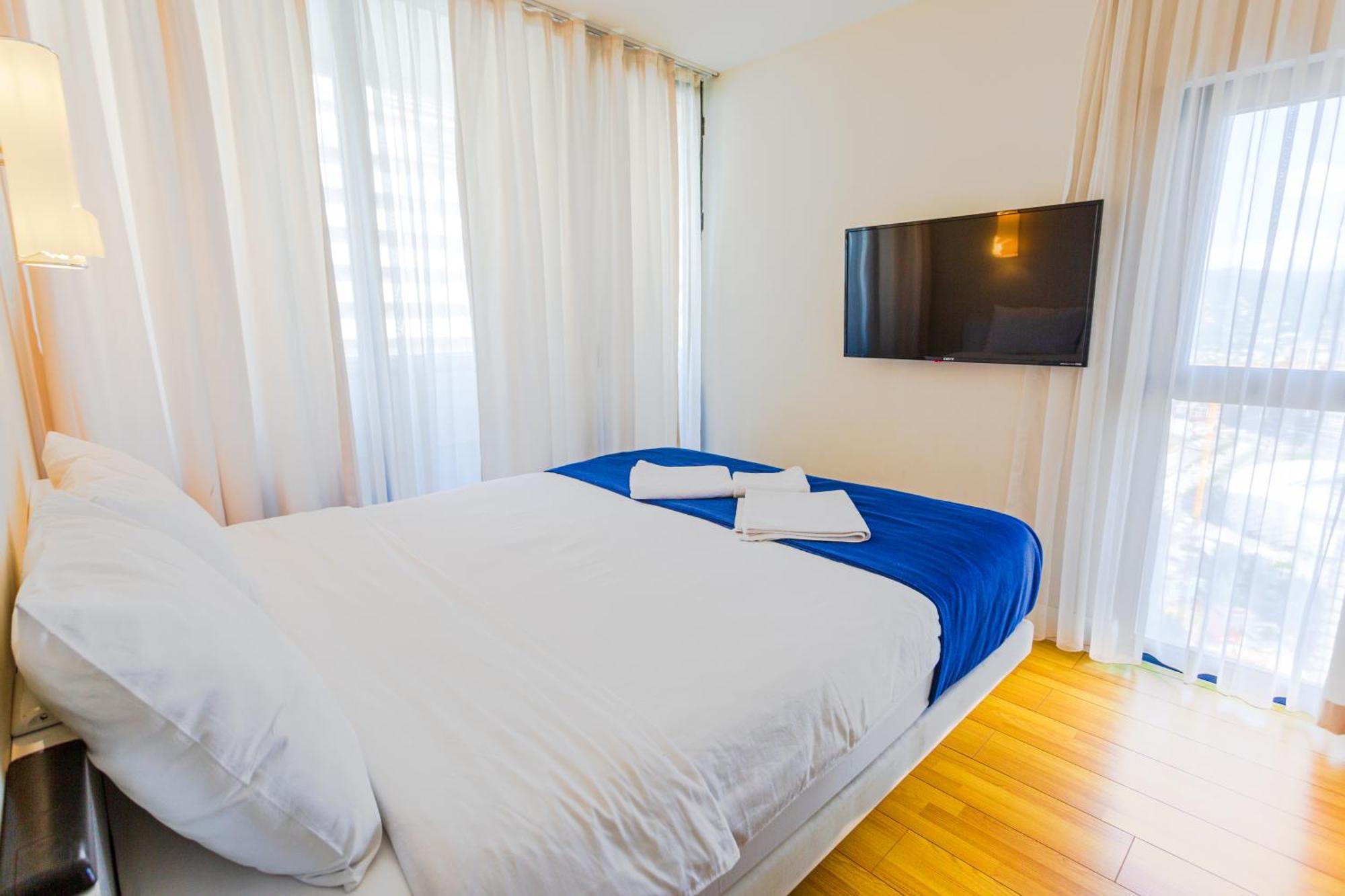 Sea Side Apartments In Orbi City Batumi Bagian luar foto