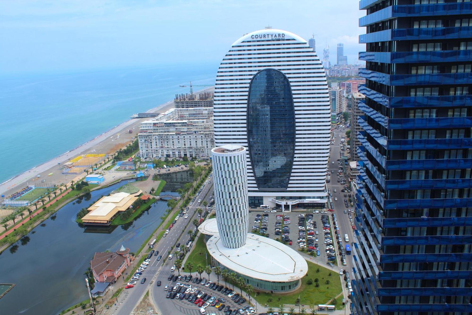 Sea Side Apartments In Orbi City Batumi Bagian luar foto